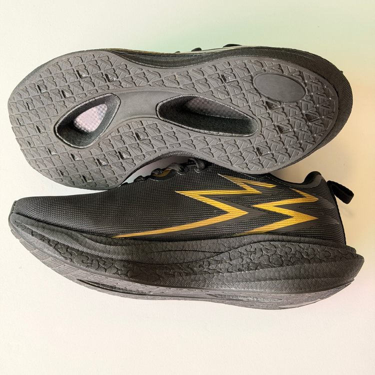 Tênis Carbon Fly 4 - Preto