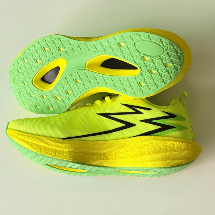 Tênis Carbon Fly 4 - Preto